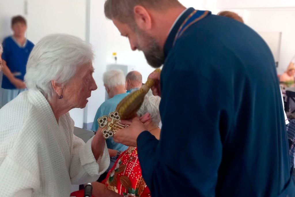 camin batrani religie religioase program azil batrani